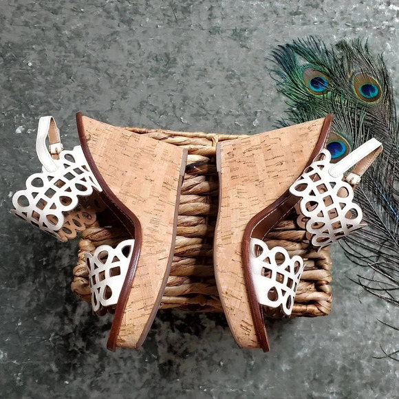 Tory Burch Nori Laser-Cut 115MM Wedge Sandal in Ivory - Picture 8 of 13